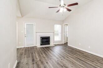 11518 Larix Dr in Charlotte, NC - Building Photo - Building Photo