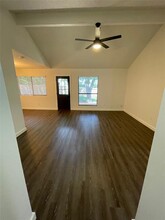4805 Bergfield Dr in Austin, TX - Building Photo - Building Photo
