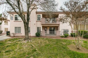 4555 E Sahara Ave in Las Vegas, NV - Building Photo