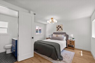 5949 Stanley Ave in Carmichael, CA - Building Photo - Building Photo