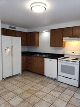 1975 Akron St in Aurora, CO - Building Photo - Building Photo