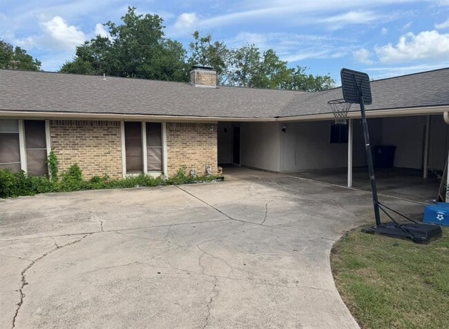 property at 115 Stubblefield Dr