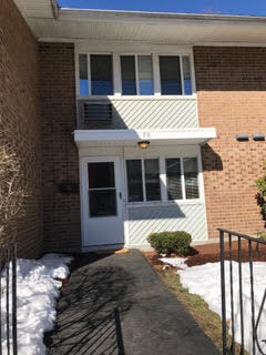 55 Phelps Rd, Unit 3 Bedroom in Framingham, MA - Building Photo