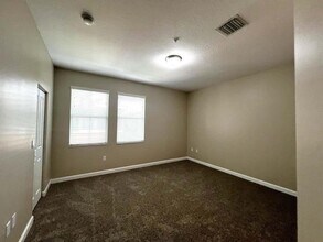 12643 NW 32nd Ct in Sunrise, FL - Building Photo - Building Photo