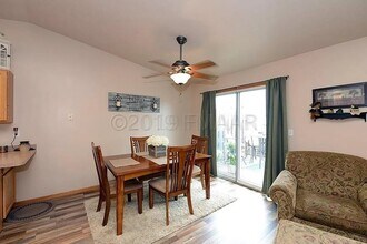 2565 Amber Valley Ct in Fargo, ND - Building Photo - Building Photo