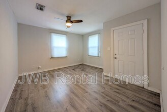 3015 Southside Blvd in Jacksonville, FL - Building Photo - Building Photo