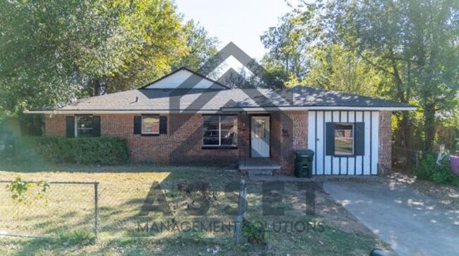 property at 9404 NE 14th St