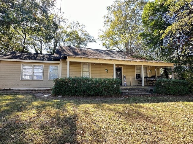 property at 1060 Oconee St