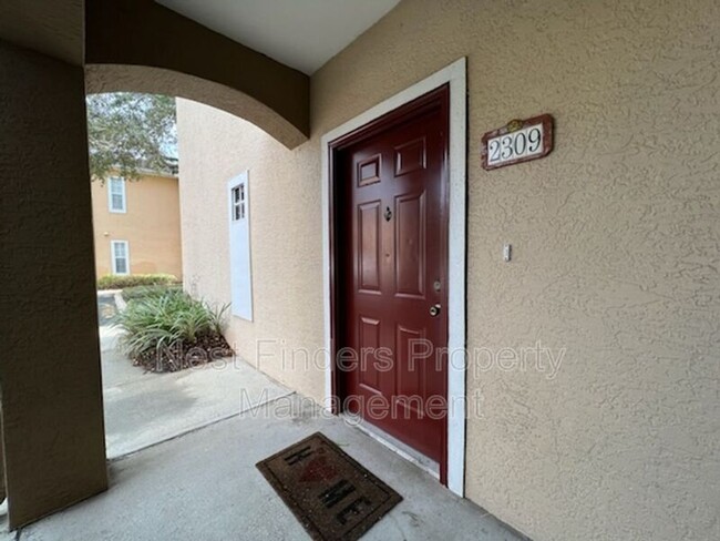 10075 Gate Pkwy N in Jacksonville, FL - Building Photo - Building Photo