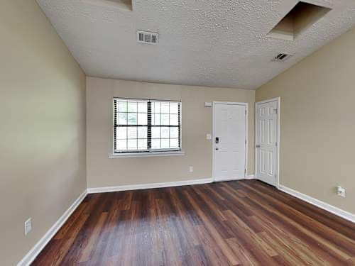 1806 Oriole Trail in Lithia Springs, GA - Building Photo - Building Photo