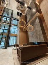 252 Church St in Toronto, ON - Building Photo - Building Photo