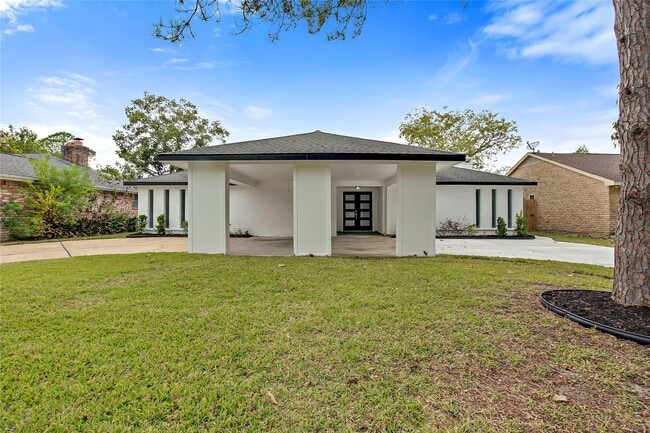 202 Brandywyne Dr in Friendswood, TX - Building Photo - Building Photo