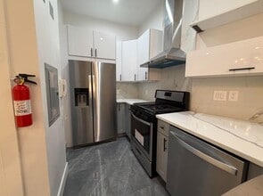 202 48th St in Union City, NJ - Building Photo - Building Photo