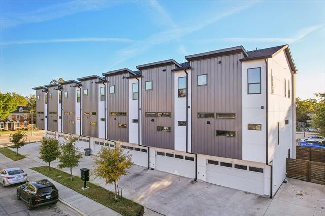 145 N Henderson Ave in Dallas, TX - Building Photo