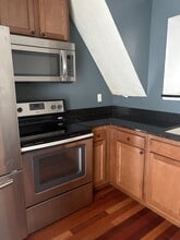 7864 Barkwood Dr in Columbus, OH - Foto de edificio - Building Photo