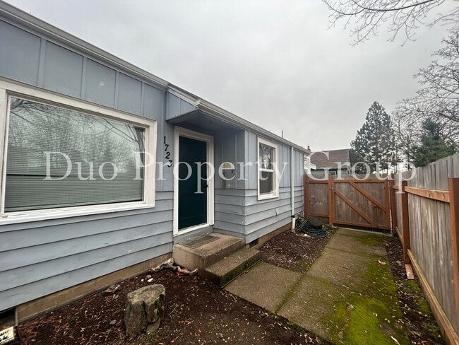 1723 W 13th Ave in Eugene, OR - Building Photo - Building Photo
