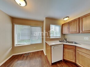 2387 N Lancaster Ln in Round Lake Beach, IL - Building Photo - Building Photo