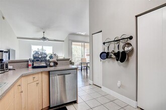 224 Villa Cir, Unit 224 in Boynton Beach, FL - Building Photo - Building Photo