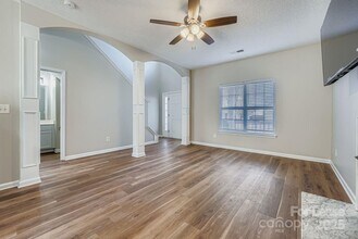 3538 Joel Turner Dr in Charlotte, NC - Building Photo - Building Photo