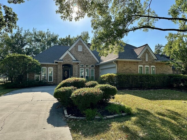 property at 14515 Muirfield Ln