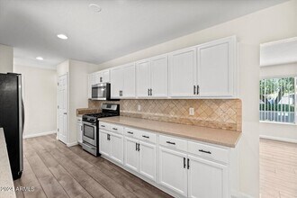 1816 E Minnezona Ave in Phoenix, AZ - Building Photo - Building Photo