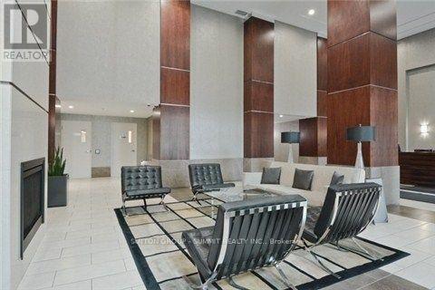 17 Barberry Pl in Toronto, ON - Building Photo - Building Photo