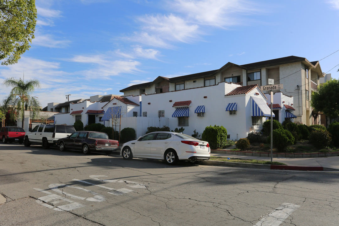 601 Raleigh St in Glendale, CA - Building Photo