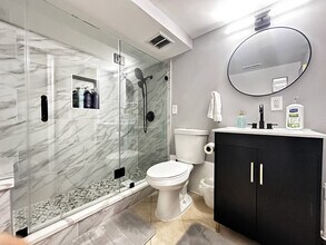 613 P St NW in Washington, DC - Foto de edificio - Building Photo