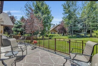77 W Village Ct in Midway, UT - Building Photo - Building Photo