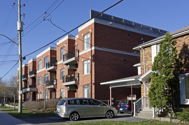 River Court in Ottawa, ON - Building Photo - Building Photo