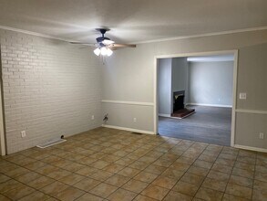 95 Ayers Dr in Jackson, TN - Building Photo - Building Photo