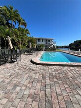 1812 E Oakland Park Blvd in Oakland Park, FL - Building Photo - Building Photo