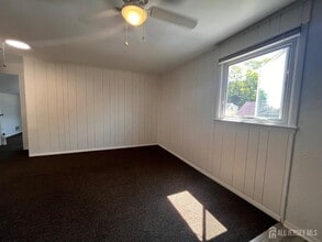 14 Barkalow St in South Amboy, NJ - Building Photo - Building Photo