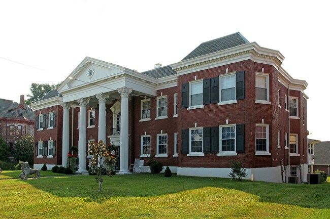 Depauw Place in New Albany, IN - Building Photo - Building Photo