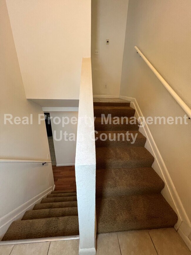 1009 W 675 N in Orem, UT - Foto de edificio - Building Photo