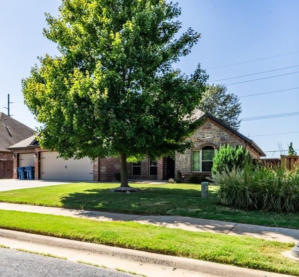 1613 NE Rock St in Bentonville, AR - Building Photo - Building Photo