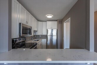 5445 N Sheridan Rd, Unit 1905 in Chicago, IL - Foto de edificio - Building Photo