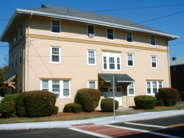 101 Waltham St, Unit 302