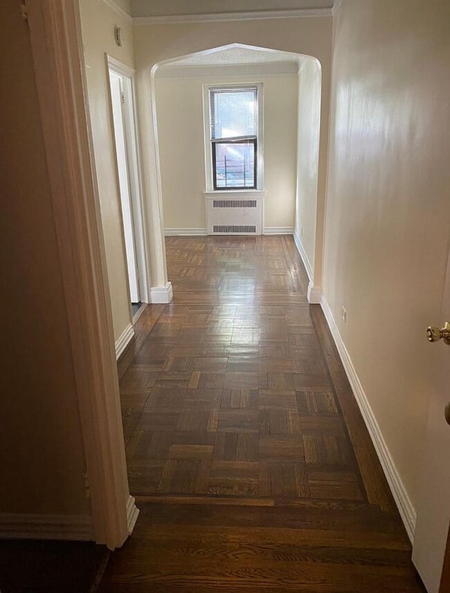 41-09 41st St in Queens, NY - Building Photo - Building Photo