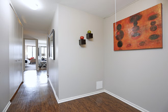 7251 at Waters Edge Apartment Homes in Chicago, IL - Building Photo - Interior Photo