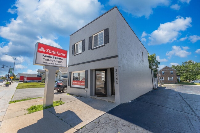 3243 Ridge Rd in Lansing, IL - Building Photo - Building Photo