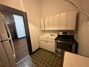 112 W McPherson in Kirksville, MO - Building Photo - Building Photo