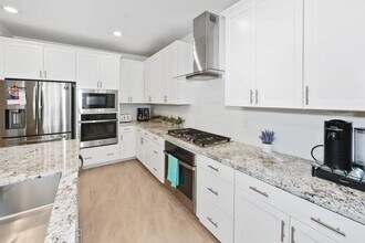 9417 Quintero Ave in Elk Grove, CA - Building Photo - Building Photo