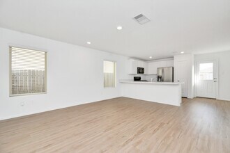 24207 Becker Hollow Ln in Hockley, TX - Building Photo - Building Photo