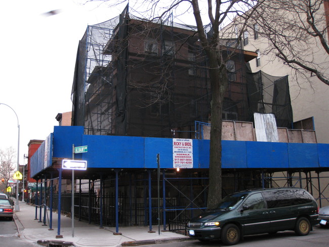 5 Albany Ave in Brooklyn, NY - Building Photo - Building Photo