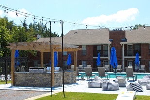 Stratford Village Apartments