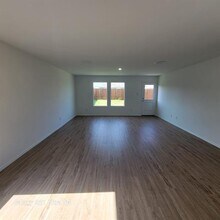 318 Mahogany Ln in Princeton, TX - Building Photo - Building Photo