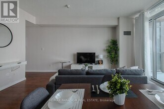 55-4555 Bremner Blvd in Toronto, ON - Building Photo - Building Photo