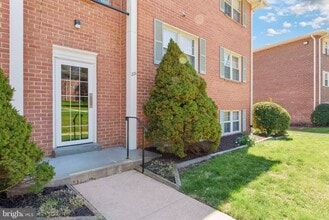 221 Crocker Dr, Unit B in Bel Air, MD - Building Photo - Building Photo