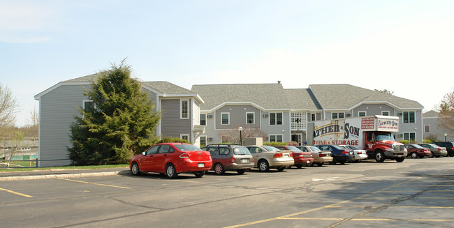 Tarrytown Road Apartments in Manchester, NH - Building Photo - Building Photo